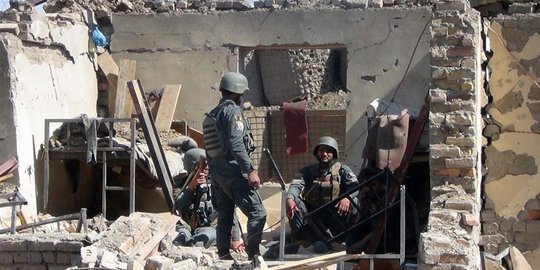 Taliban serang mabes polisi Afghanistan, lima orang tewas