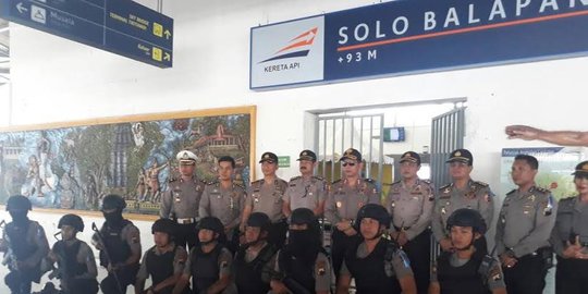 Polri cek keamanan Sky Bridge hingga eskalator di Terminal Tirtonadi