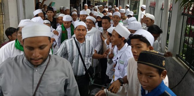 Dalih Jakarta tak kondusif, Rizieq bakal rayakan lebaran di Saudi