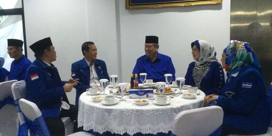 SBY lantik Sylviana Murni jadi Wakil Ketua DPD Demokrat DKI