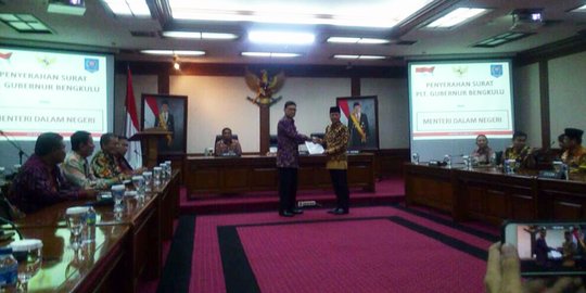 Wagub Rohidin Mersyah resmi diangkat jadi Plt gubernur Bengkulu
