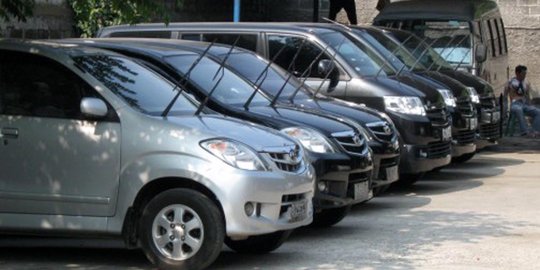 Rental mobil kebanjiran pesanan buat mudik, tarif naik Rp 100.000