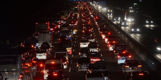 Hingga H-2 Lebaran, 852.000 mobil tinggalkan Jakarta lewat Cikarang