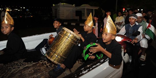 Semarak malam takbiran keliling kawasan Istana Bogor