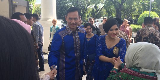 AHY dan Ibas hadir di open house, Jokowi titip salam ke SBY