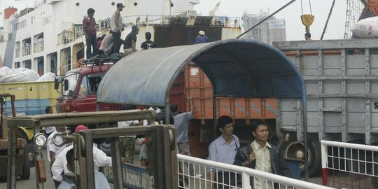 Lebaran, 943.371 orang menyeberang ke Sumatra lewat Pelabuhan Merak