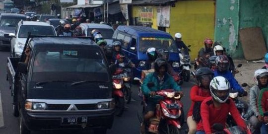 Puncak arus balik Jumat dan Sabtu, pemudik diimbau pulang lebih awal