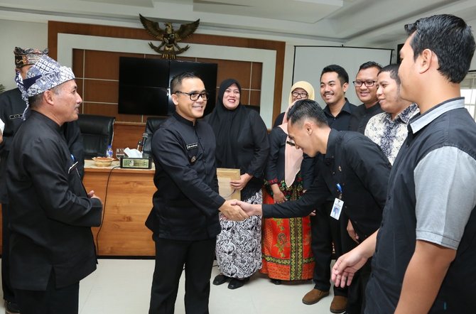 bupati banyuwangi azwar anas