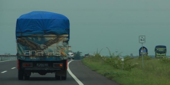 juni bertepatan dengan truk mulai beroperasi