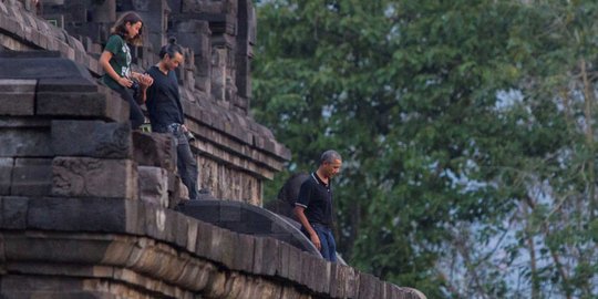 Obama keliling Candi Borobudur 30 menit: Indah dan damai
