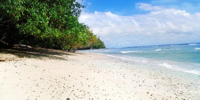 Bocah Asal Bandung Sempat Tergulung Ombak Di Pantai