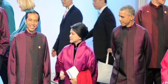 Tiba di Istana Bogor, Obama disambut langsung Jokowi