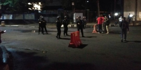 Polri tingkatkan kewaspadaan, setiap polisi jaga dibekali senjata