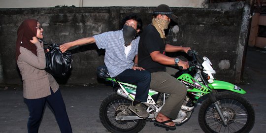  Jatuh  dari  motor  2 jambret di Pekalongan babak belur 