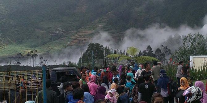 Kawah Sileri Di Kawasan Dieng Plateu Meledak 10 Wisatawan