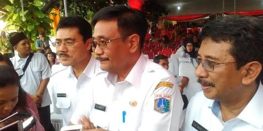 Djarot perintahkan camat, lurah monitor & data pendatang baru