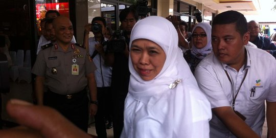 Mensos Khofifah besuk 2 anggota Brimob korban penusukan di RS Polri