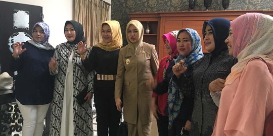 Banyak pejabat hingga sosialita hadiri open house di rumah Airin