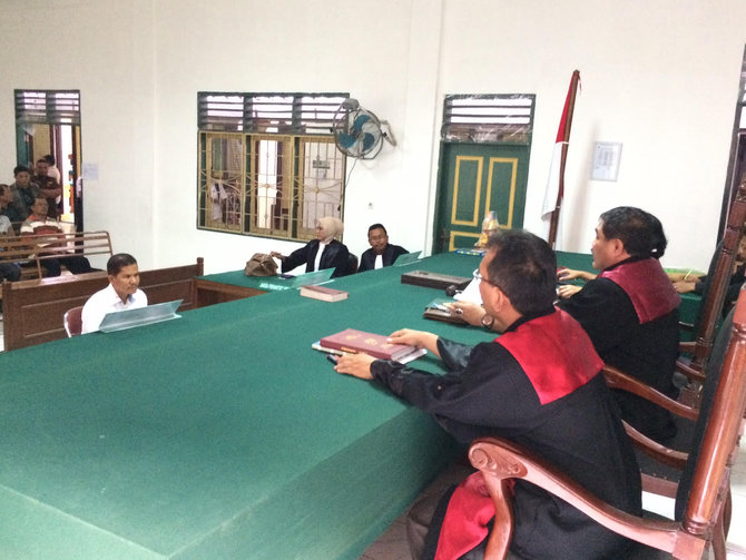 eks kadis pendidikan taput dihukum 1 tahun 2 bulan bui