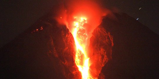 4,5 juta penduduk Indonesia terancam gunung berapi aktif