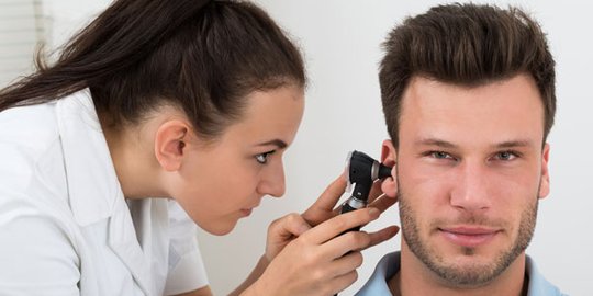 Tebak penyakit yang kamu derita dari warna kotoran telinga