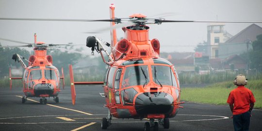 Tim evakuasi cari cara angkat mesin heli Basarnas yang jatuh