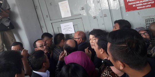 Pansus Angket KPK datangi Lapas Sukamiskin