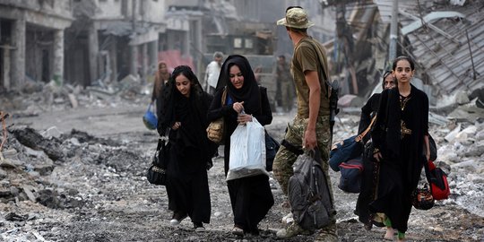 300 anggota ISIS bertahan di Mosul, sisanya cukur jenggot dan kabur