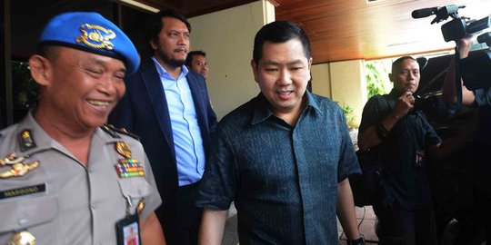 Kuasa hukum nilai kasus mobile 8 seret Hary Tanoe bermuatan politis