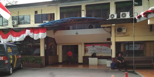 Bendera ISIS sudah ada di Polsek Kebayoran Lama sejak pukul 4 pagi