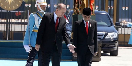 Erdogan sambut hangat kedatangan Jokowi di Turki