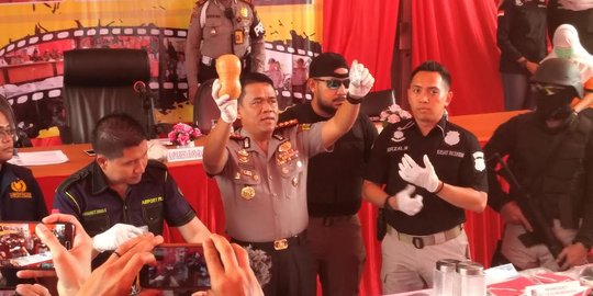 Bawa pistol, TKW asal NTB diamankan di Bandara Soekarno Hatta