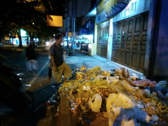 pemulung temukan bayi di tempat sampah