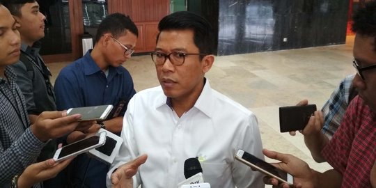 Dituding bela asing soal RUU Pertembakauan, ini pembelaan Misbakhun