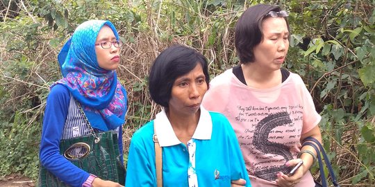 Masih bersedih, keluarga saksikan reka ulang pembunuhan Wiwit