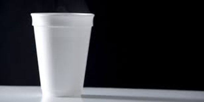 Ini bahayanya minum kopi  dari gelas styrofoam merdeka com