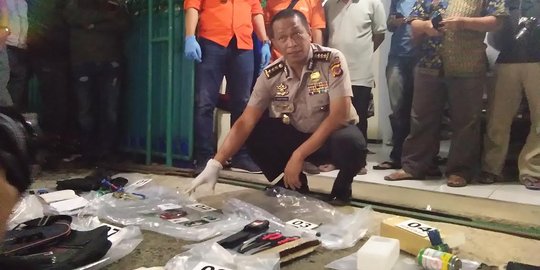 Bom panci Bandung, Densus 88 geledah rumah rekan pelaku di Ciparay
