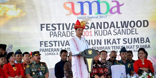 Jokowi: Sandalwood & tenun ikat Sumba jangan seperti kembang api
