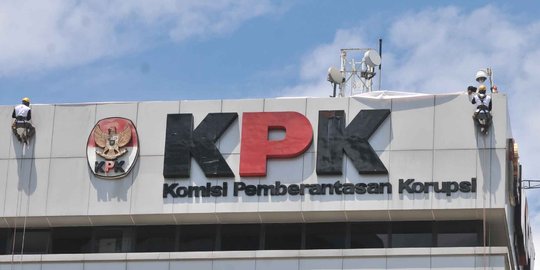 Diperiksa KPK, Djamal Aziz bantah terima duit korupsi e-KTP