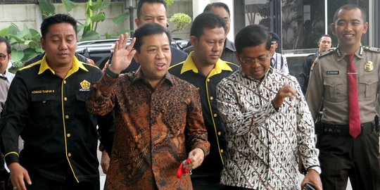 Keluar gedung KPK, Setya Novanto disambut teriakan 'Tangkap Novanto'