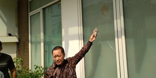 Kubu Djan Faridz duga penyerang markas PPP adalah lawan politiknya