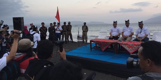 Mampir Di Pantai Cemara Alternatif Wisata Baru Di Banyuwangi Merdeka Com