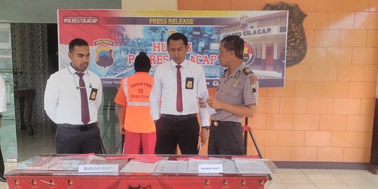 Kepala Desa di Cilacap tertangkap basah peras perusahaan Rp 515 juta