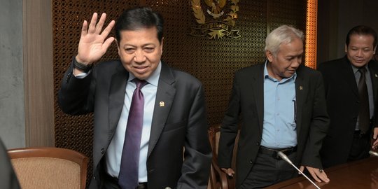 Menilik 'gajah-gajah' di Golkar yang bisa lengserkan Setya Novanto