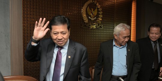 NasDem dukung PDIP, dan Demokrat minta Setnov mundur dari Ketua DPR