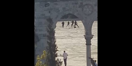 Video insiden pemicu Israel berbuat semena-mena di Masjid Al-Aqsa