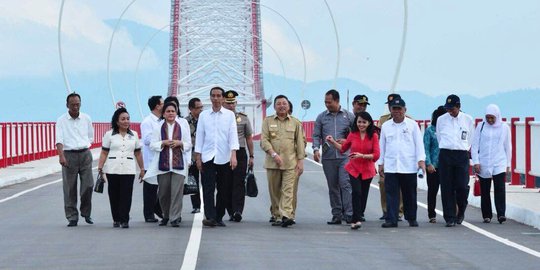 Jokowi minta pembangunan pelabuhan di Papua Barat dipercepat