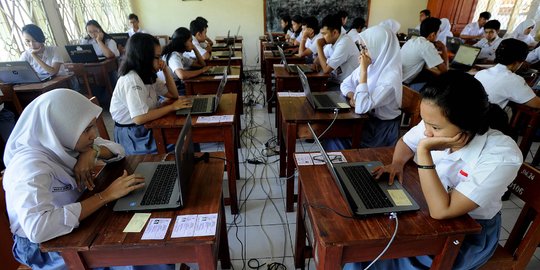 MK tolak gugatan terkait SMA/SMK dikelola Pemprov