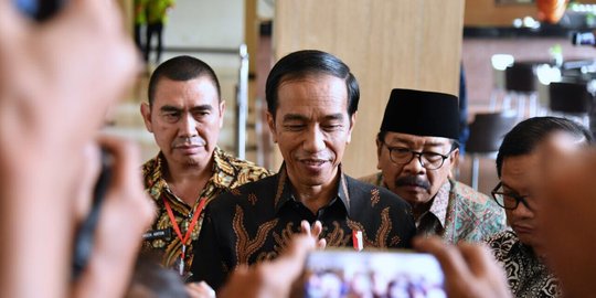 Presiden Jokowi minta wali kota tidak mengecer anggaran