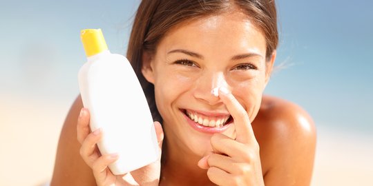 Serum & krim mahalmu tidak akan berguna kalau kamu lupakan sunscreen